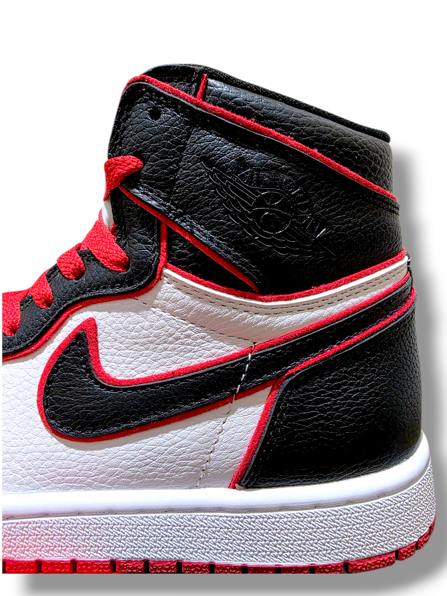 JORDAN 1 "BLOOD LINE"