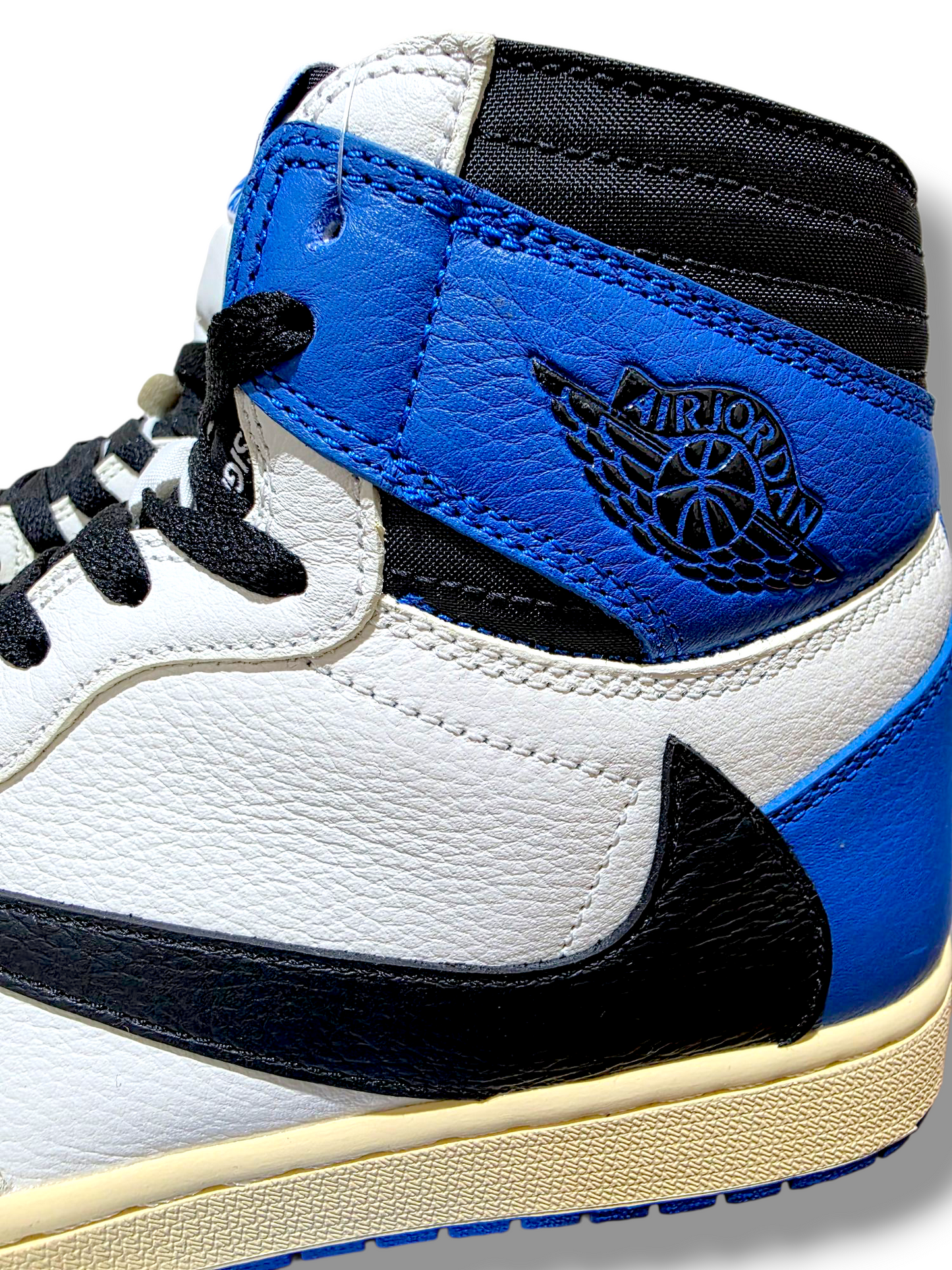 JORDAN 1 "TRAVIS FRAGMENT"