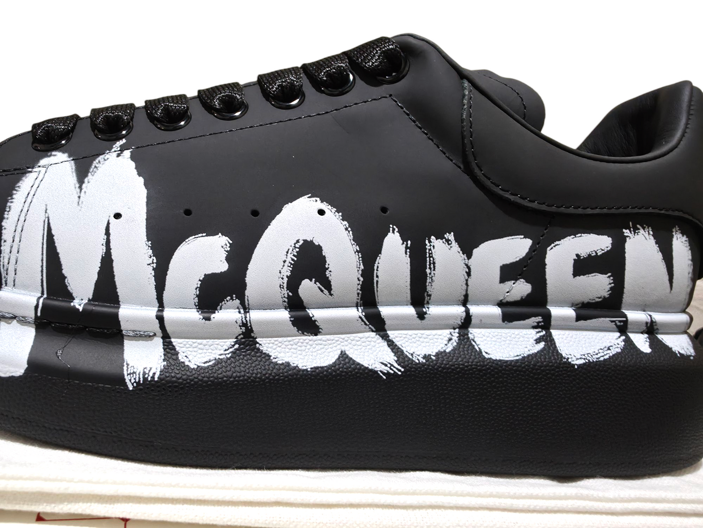 ALEXANDER MCQUEEN