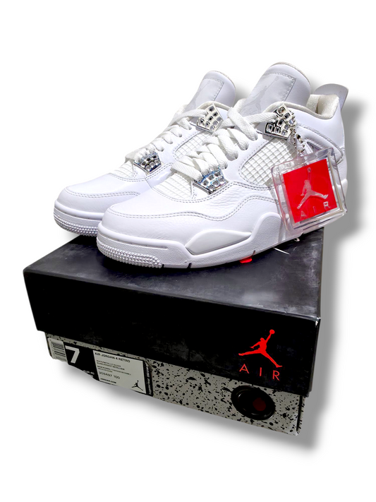 JORDAN 4