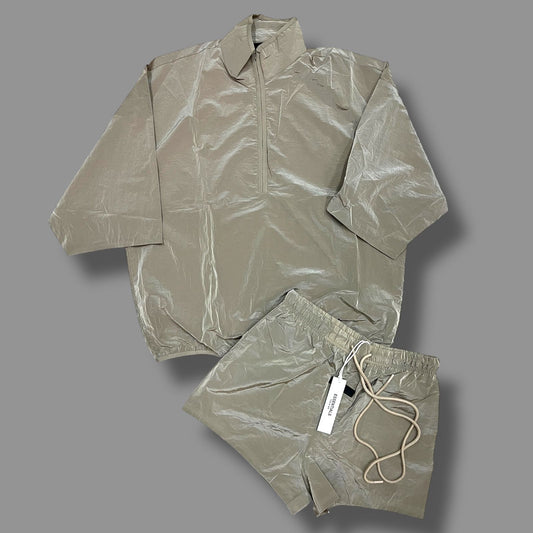 Conjunto ESSENTIALS